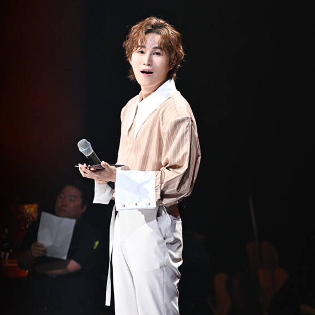 Behind-the-scenes cut of Kim Heejae