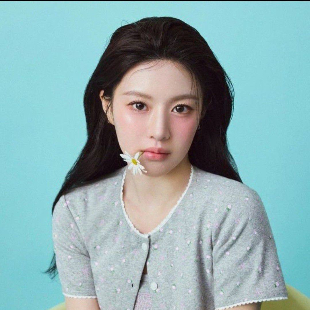 Behind-the-scenes cut of Go Younjung