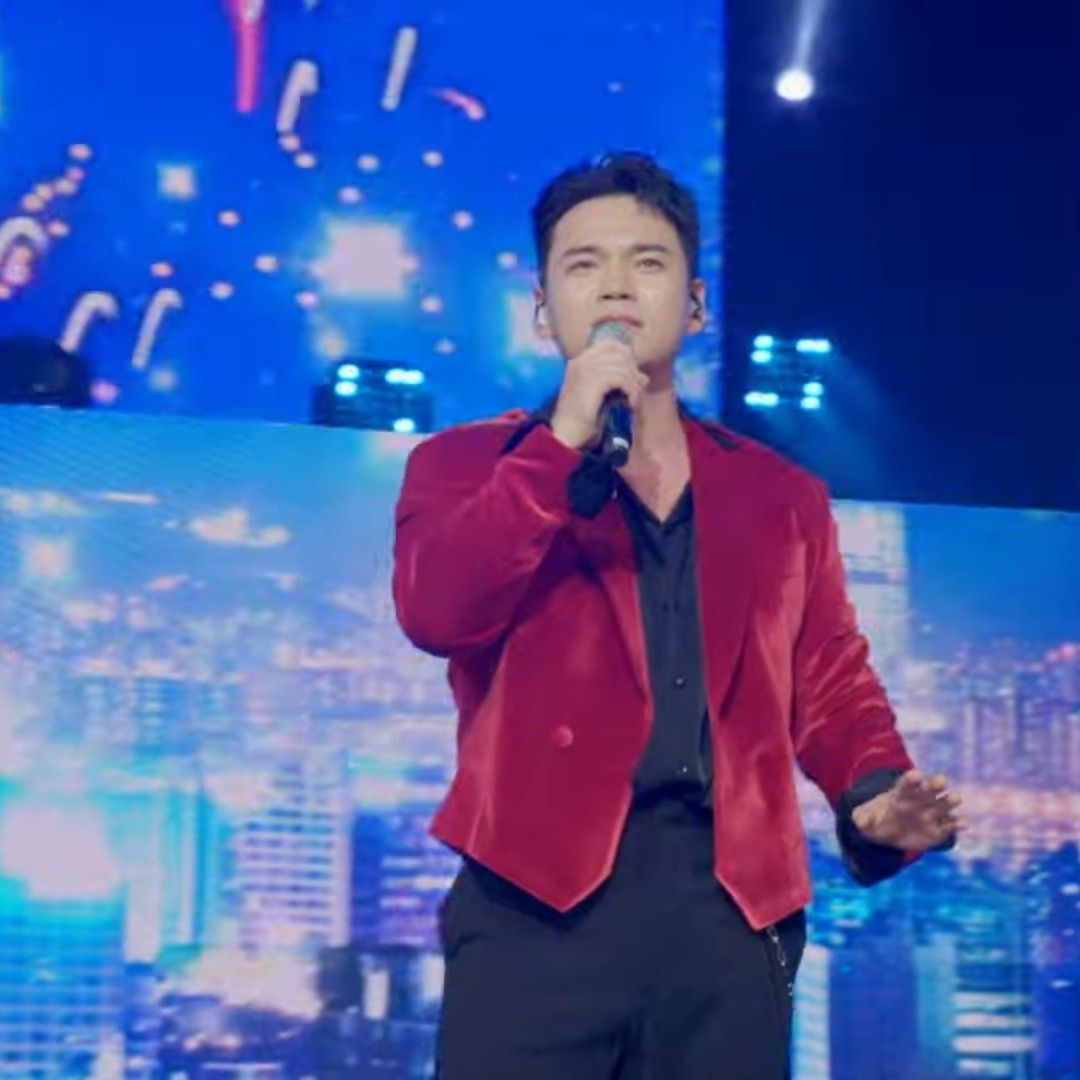 Recent activity shot of Lee Jung