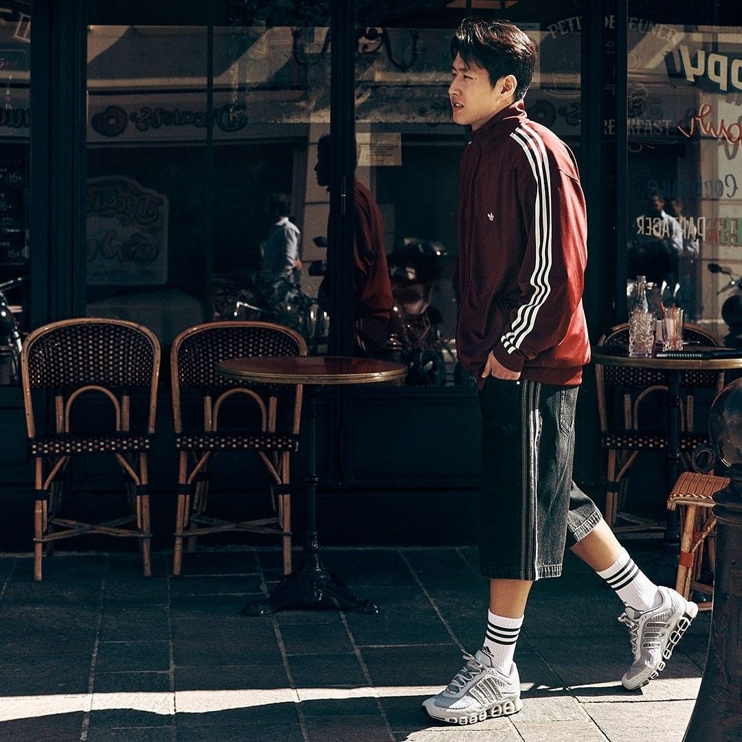 Behind-the-scenes cut of Lee KangIn