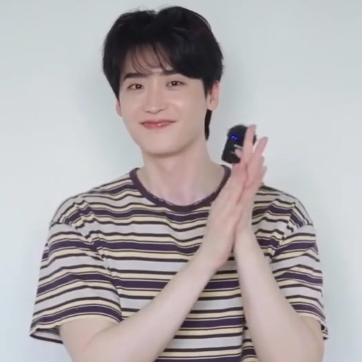 粉絲拍下的李鍾碩瞬間