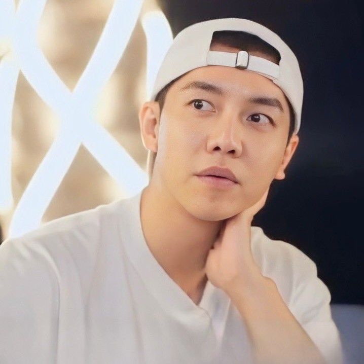 イ・スンギの最新写真