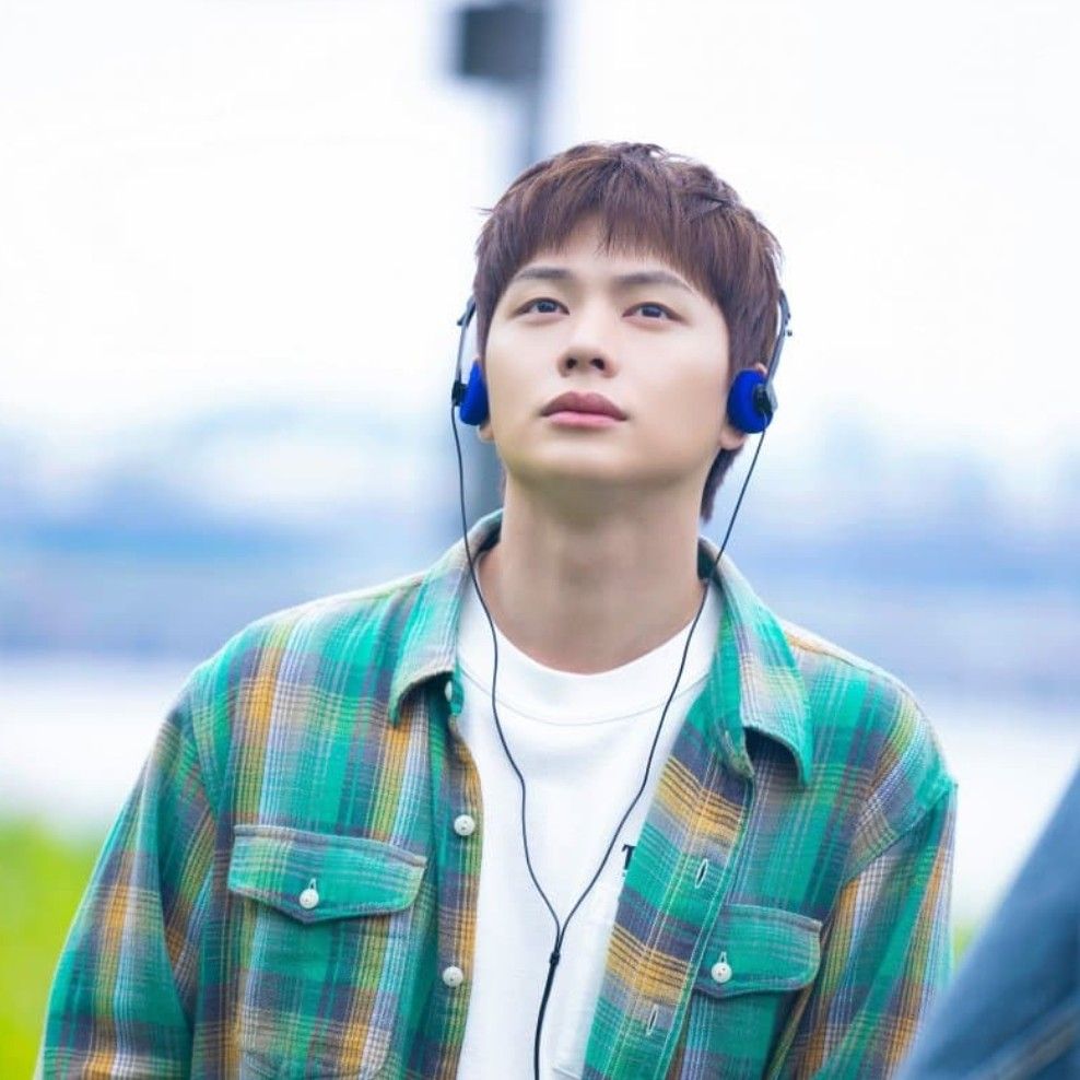 Recent activity shot of Yook Sungjae