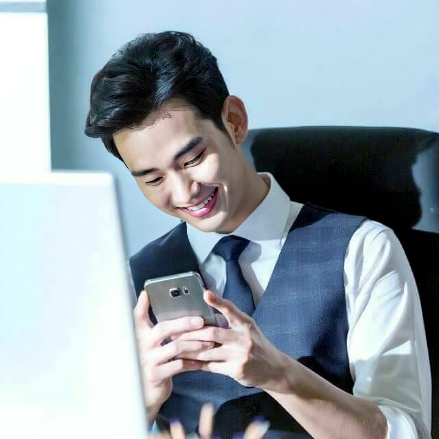 Behind-the-scenes cut of Kim Soohyun