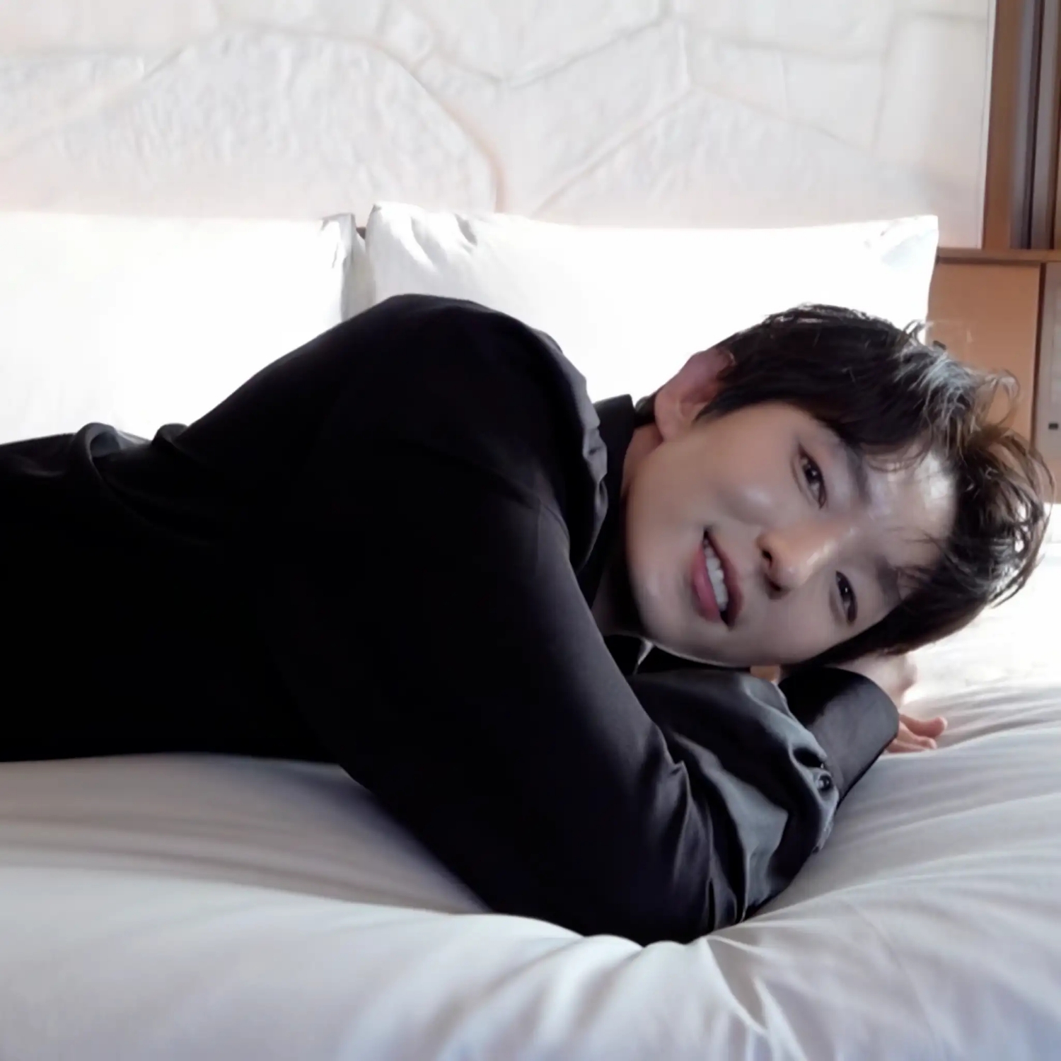 Cuplikan di balik layar dari Lee Joongi