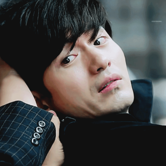 Behind-the-scenes cut of Lee Jinwook