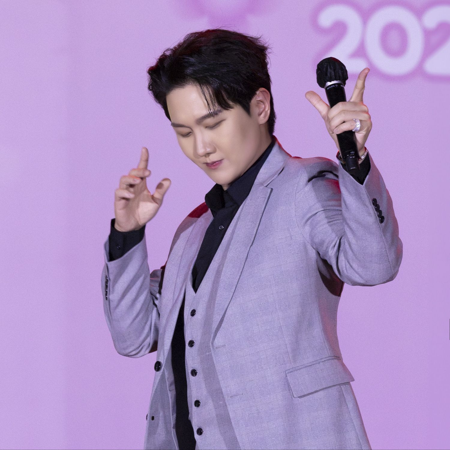 A moment captured by a fan of Kim Soochan