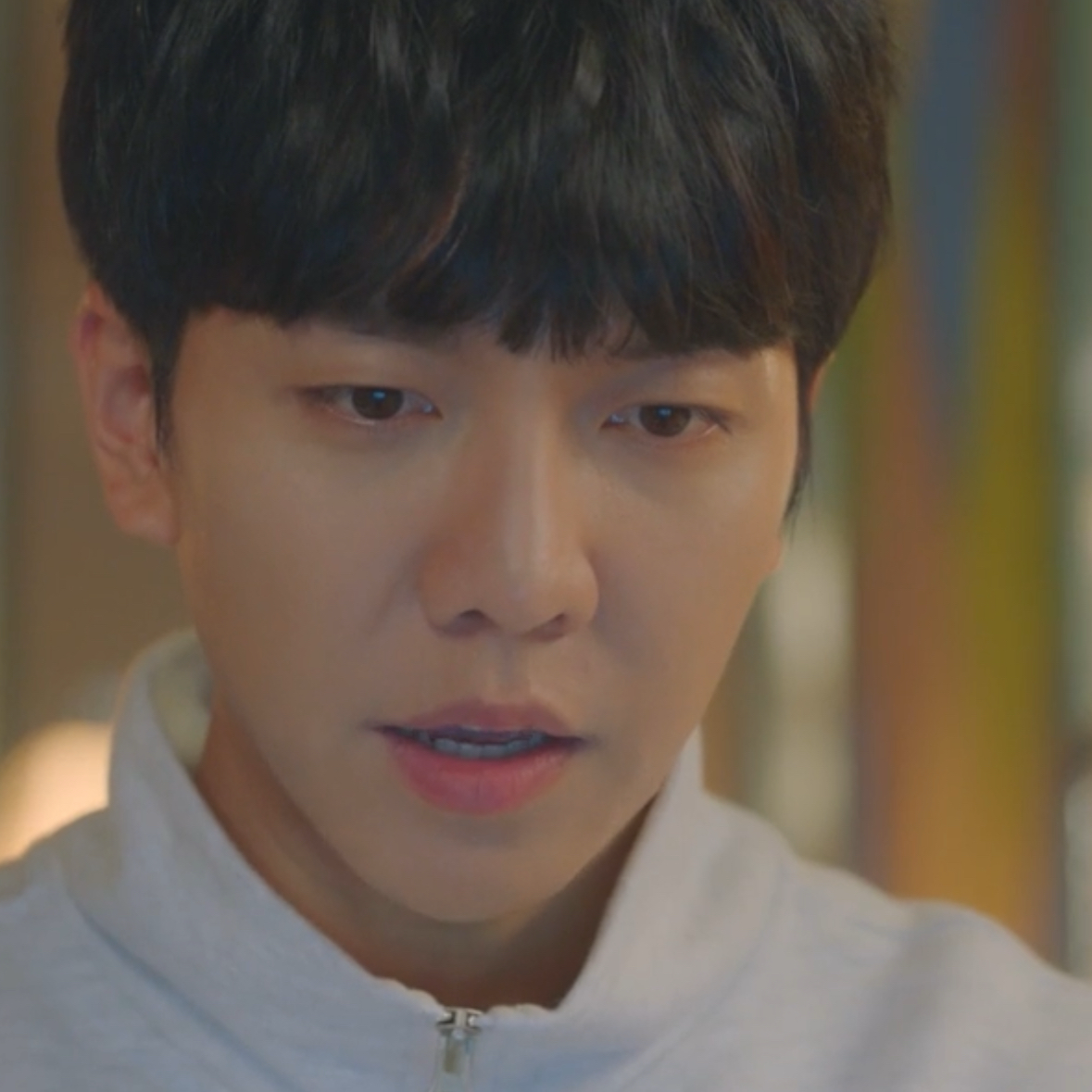 A moment captured by a fan of Lee Seunggi