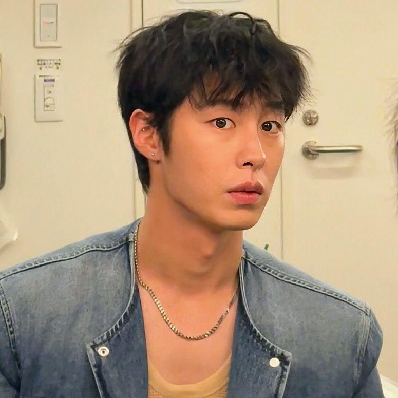 Latest photo of Lee Jaewook