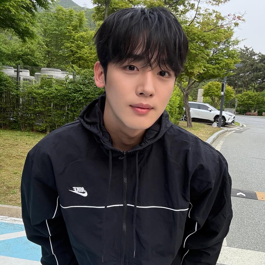 Latest photo of Kim Yohan