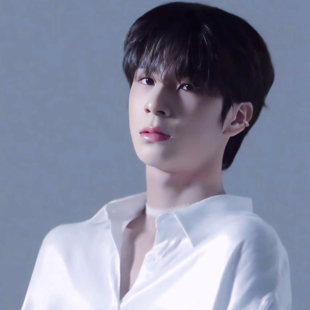 Foto kegiatan terbaru dari Jeong Dongwon