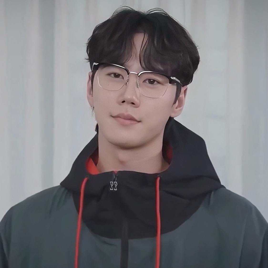 Recent activity shot of Lee Junyoung