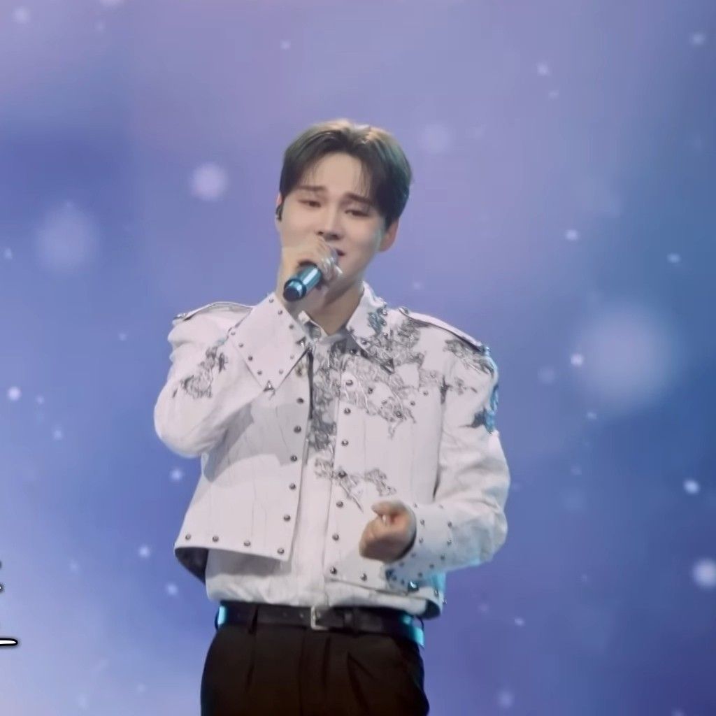 朴瑞鎮的最新照片