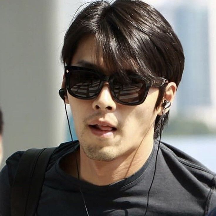 Cuplikan di balik layar dari Hyun Bin