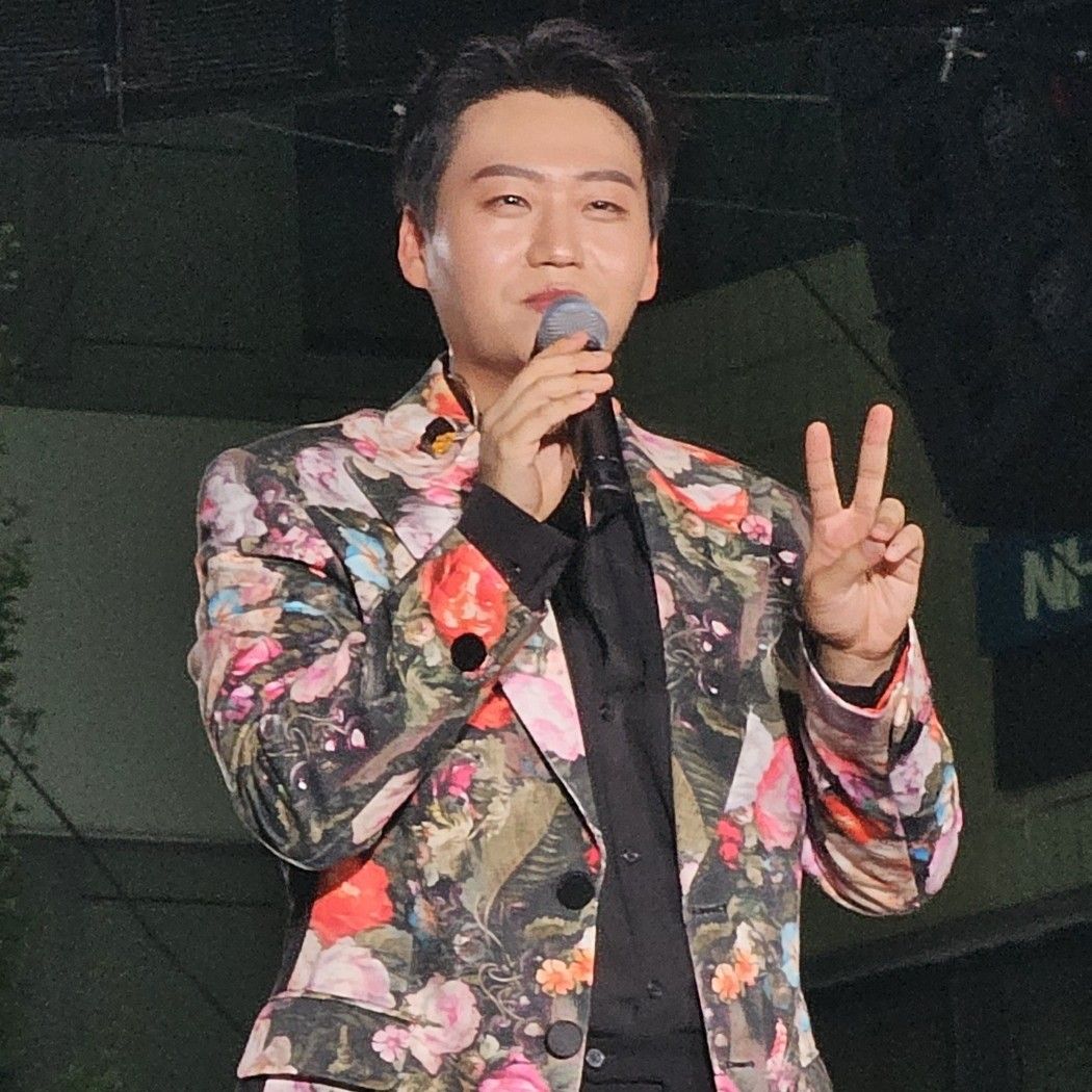 Latest photo of Min Soohyun