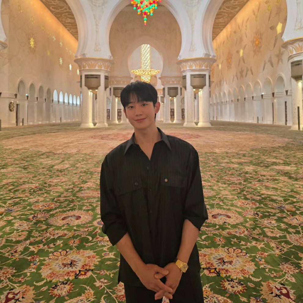 Recent activity shot of Jung Haein