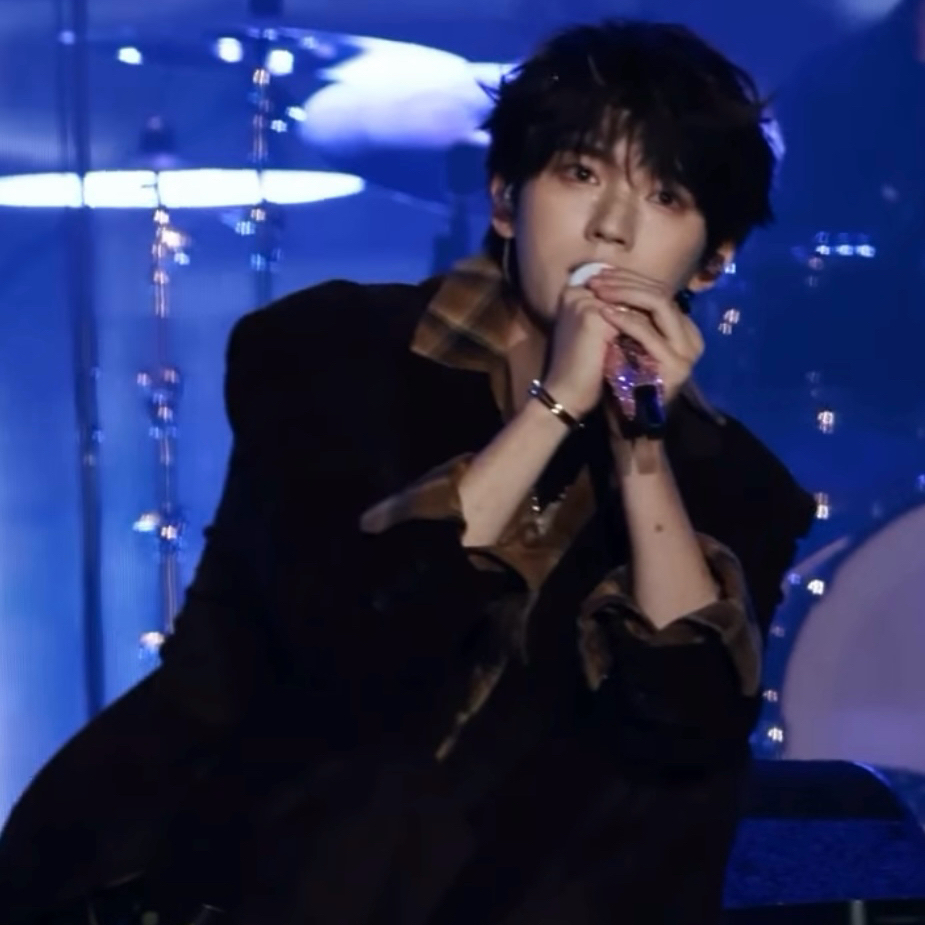 Latest photo of Zhou Yiran