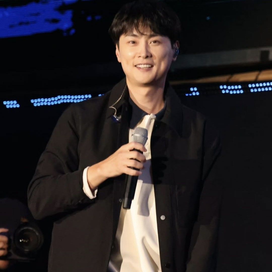 Latest photo of Min Kyunghoon