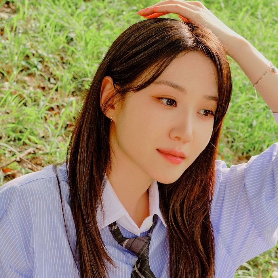 Recent activity shot of Park Eunbin