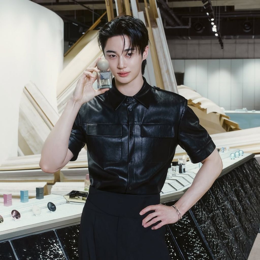 Latest photo of Byeon Wooseok