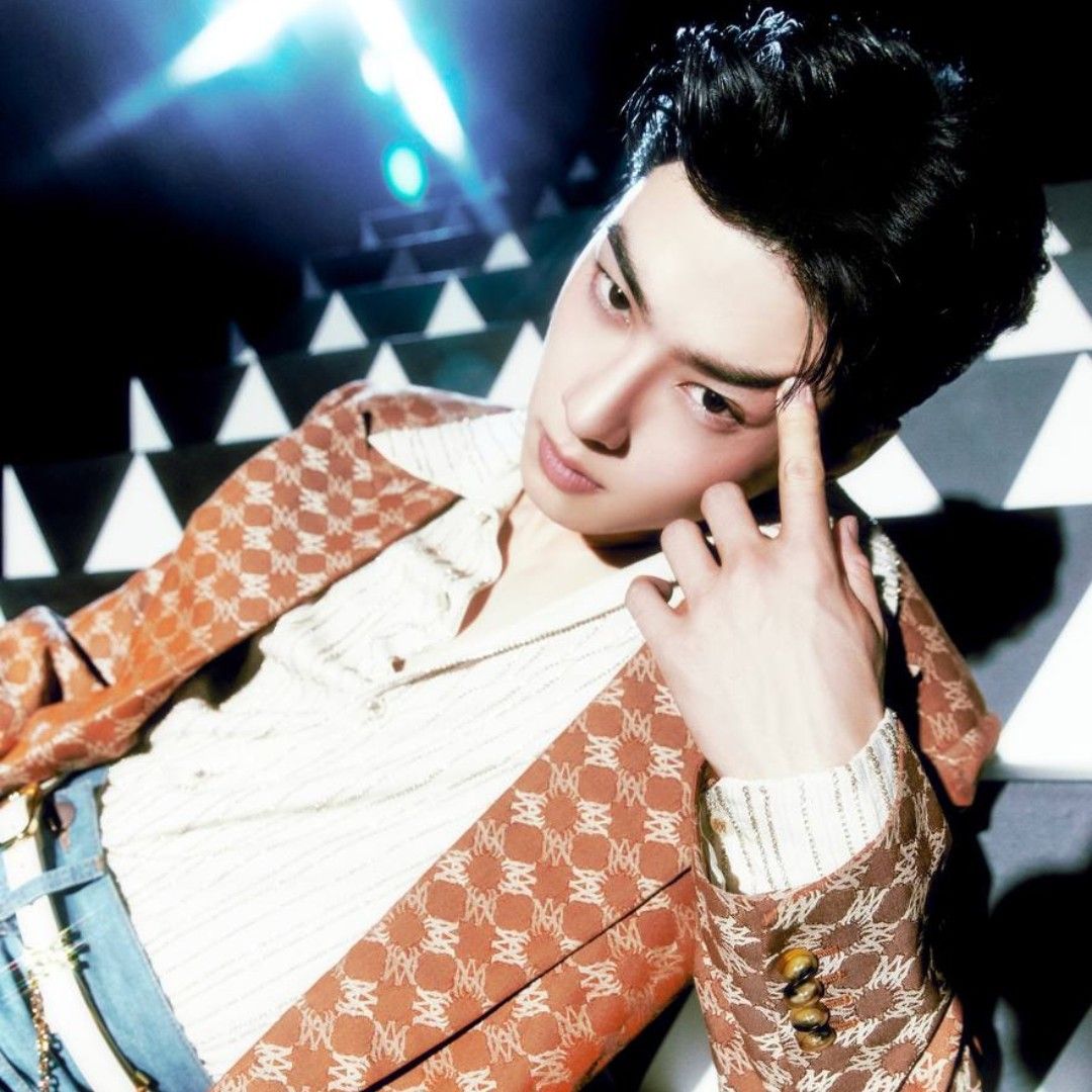 Latest photo of Cha Eunwoo