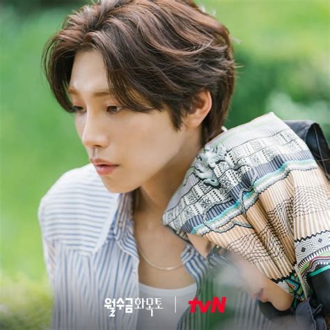 A moment captured by a fan of Kim Jaeyoung