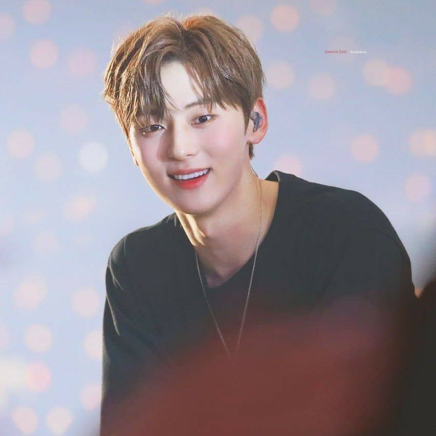 Recent activity shot of Hwang Minhyun