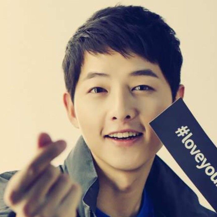 Recent activity shot of Song Joongki