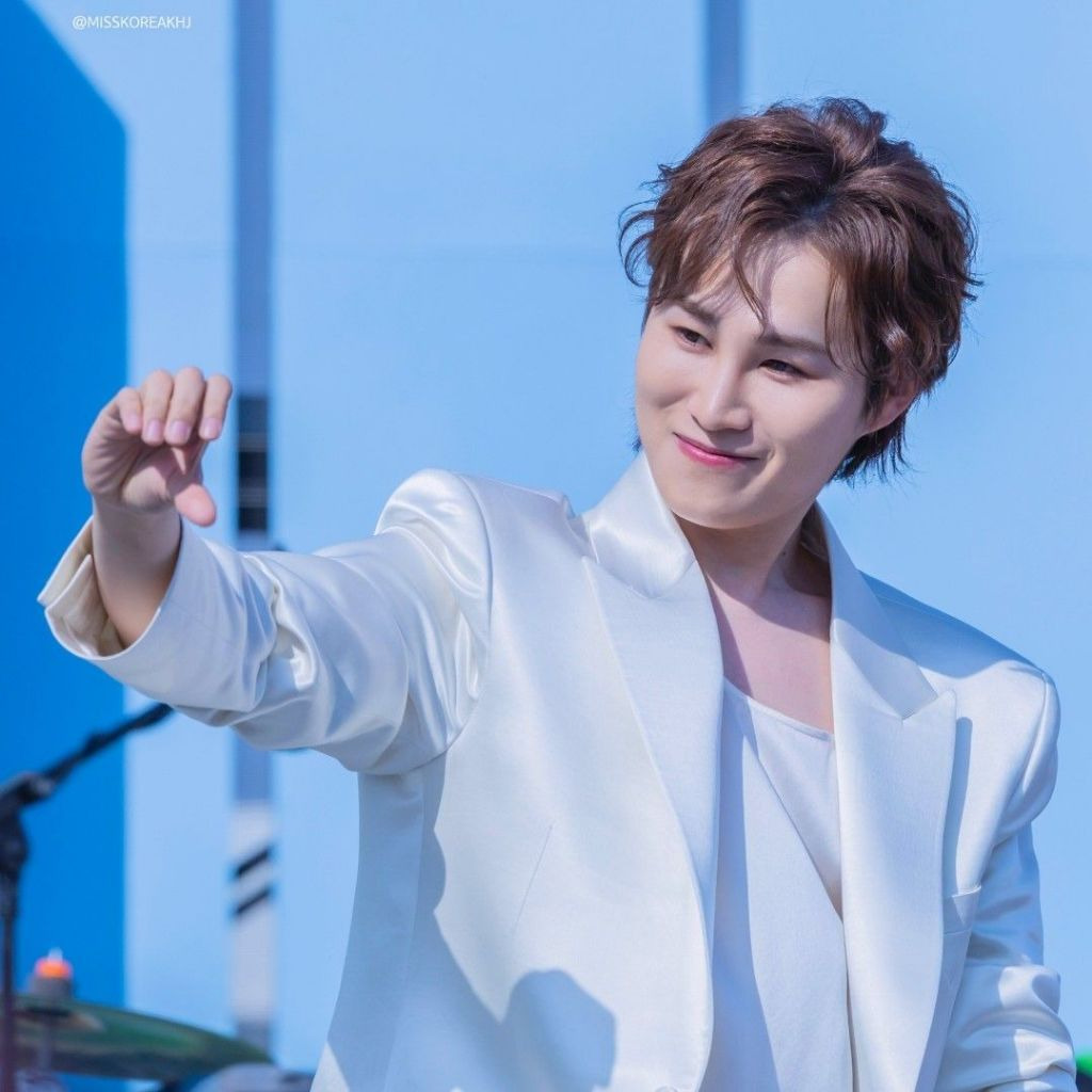 A moment captured by a fan of Kim Heejae