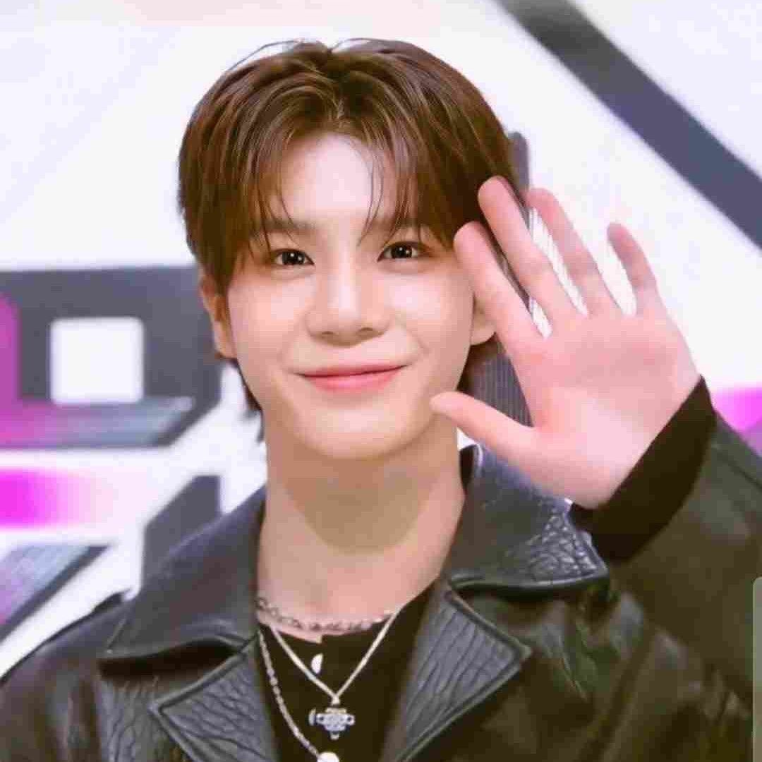 Cuplikan di balik layar dari Jeong Dongwon