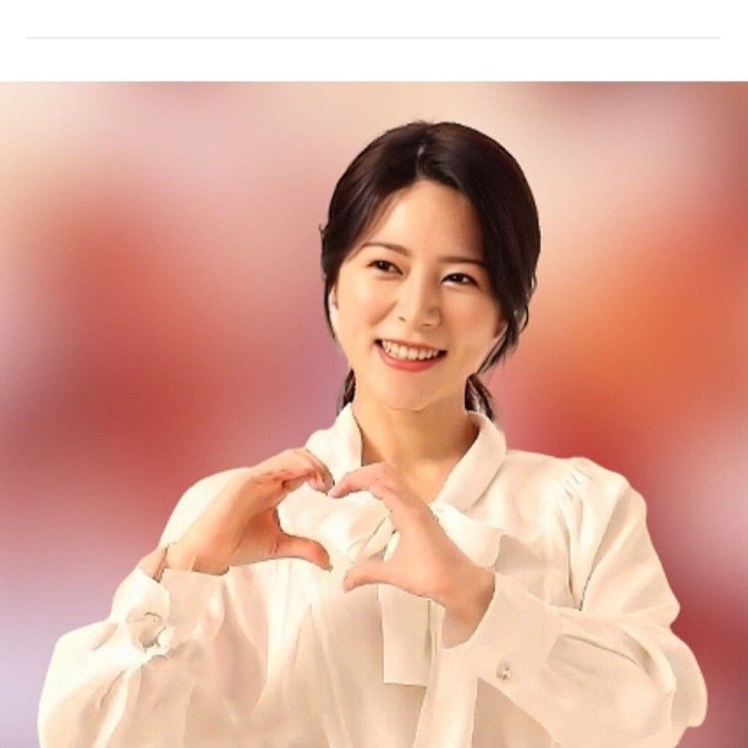 Behind-the-scenes cut of Yang Jieun