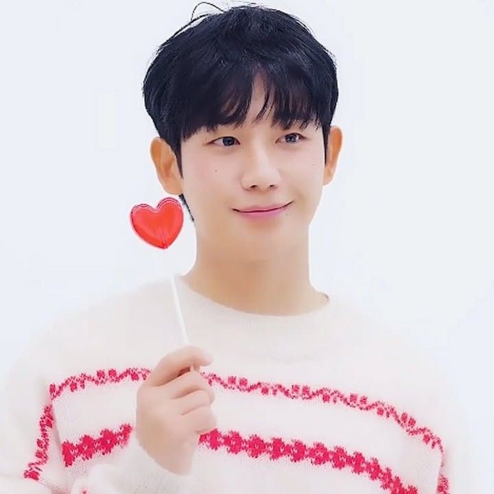 丁海寅的最新照片