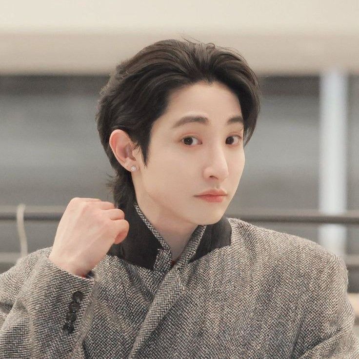 Behind-the-scenes cut of Lee Soohyuk