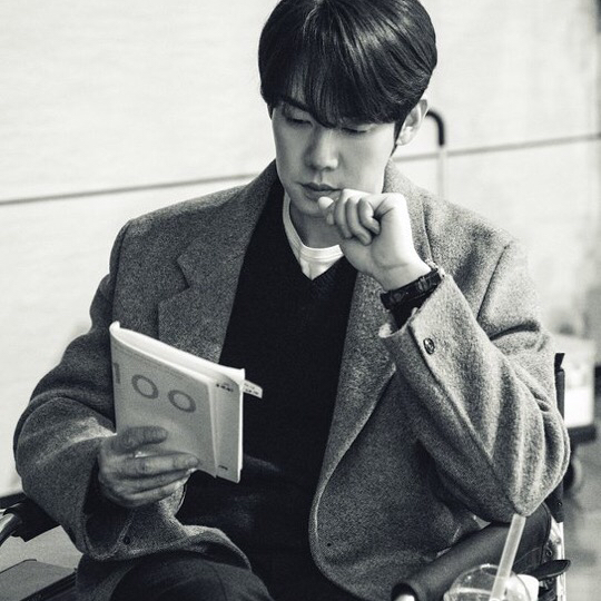 유연석의 비하인드 컷