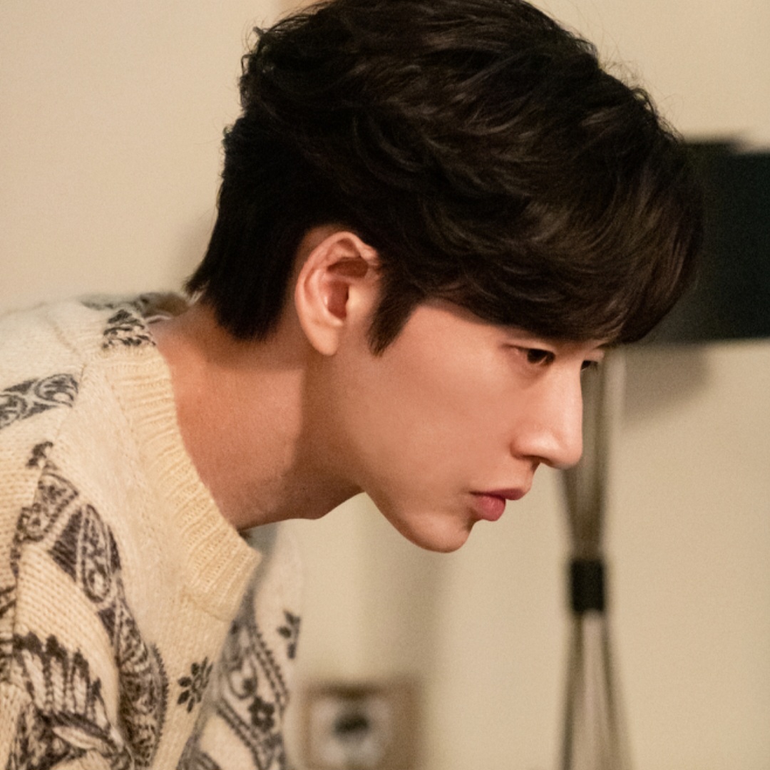 Recent activity shot of Park Haejin