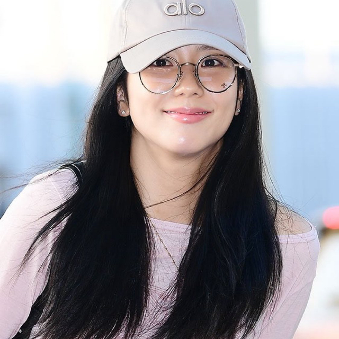 Latest photo of Jisoo (1995)