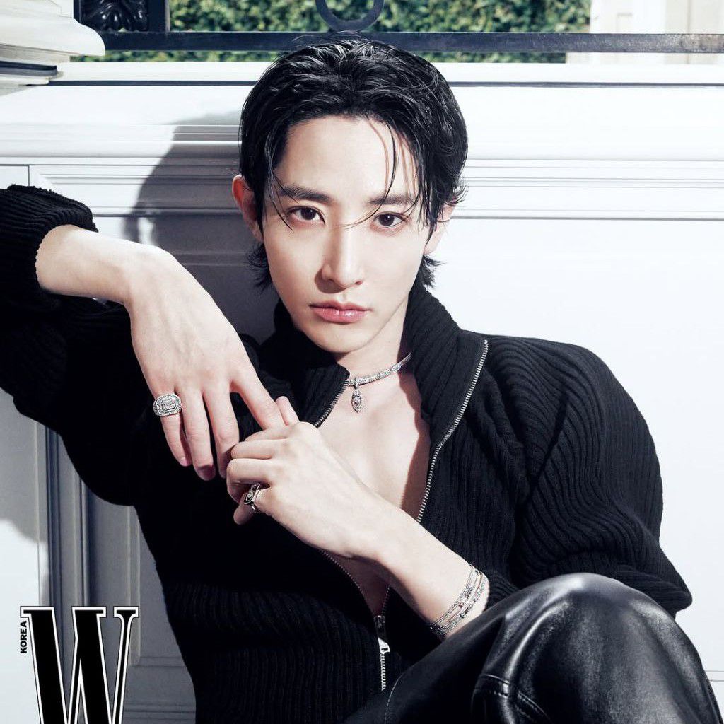 A moment captured by a fan of Lee Soohyuk