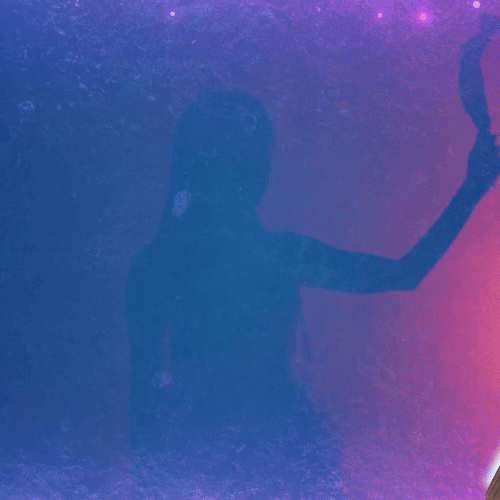 Foto kegiatan terbaru dari IU