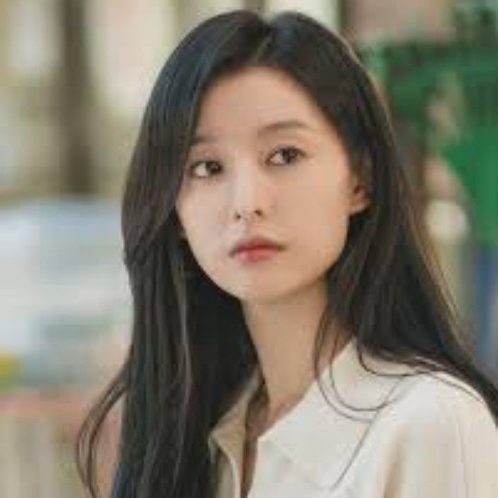 A moment captured by a fan of Kim Jiwon