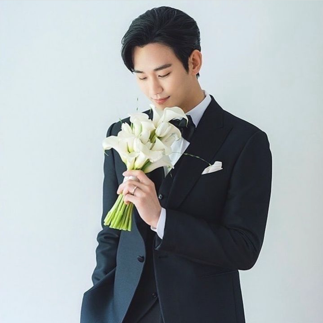Recent activity shot of Kim Soohyun