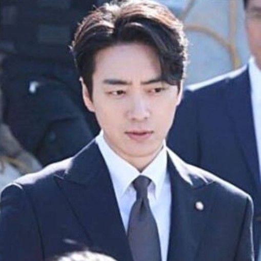 A moment captured by a fan of Lee Joonhyuk