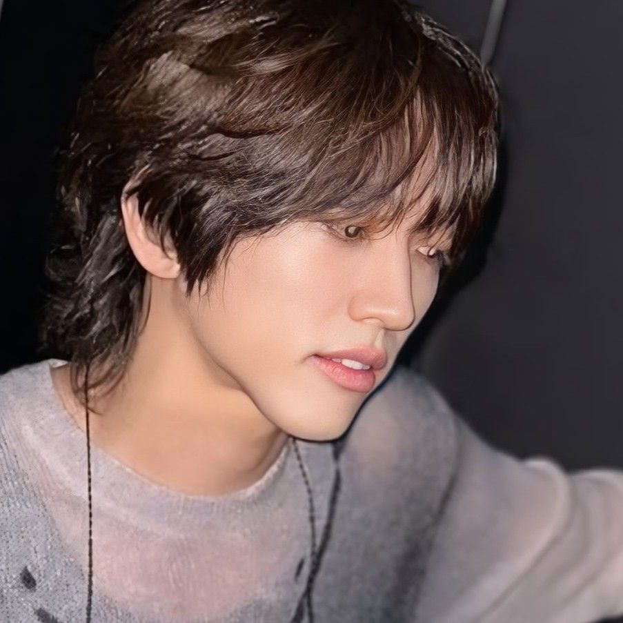 李承允的最新照片