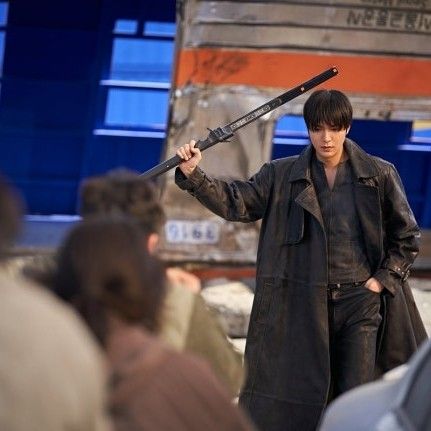 Recent activity shot of Lee Minho