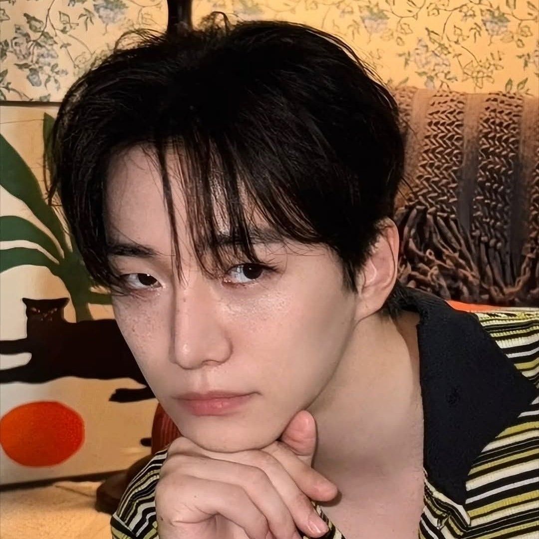 Recent activity shot of Lee Junho