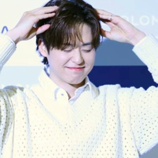 A moment captured by a fan of Lee Solomon