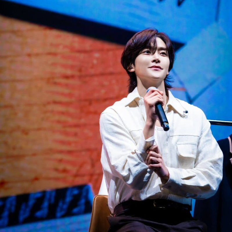 Behind-the-scenes cut of Rowoon