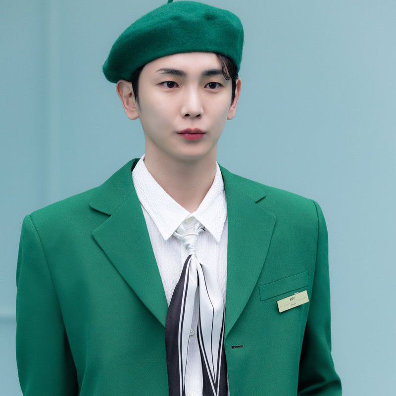 Behind-the-scenes cut of Key