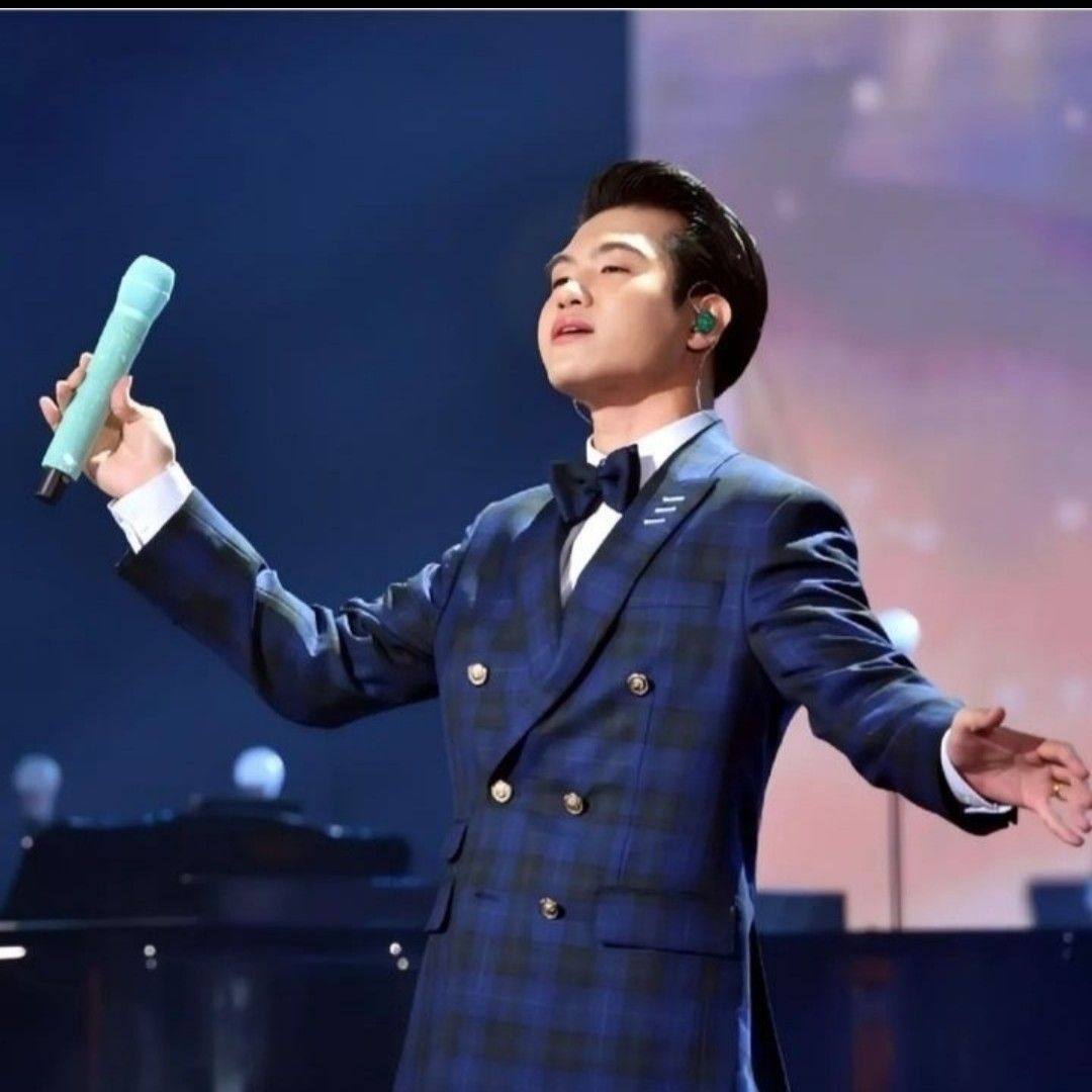 A moment captured by a fan of Jo Myungsup