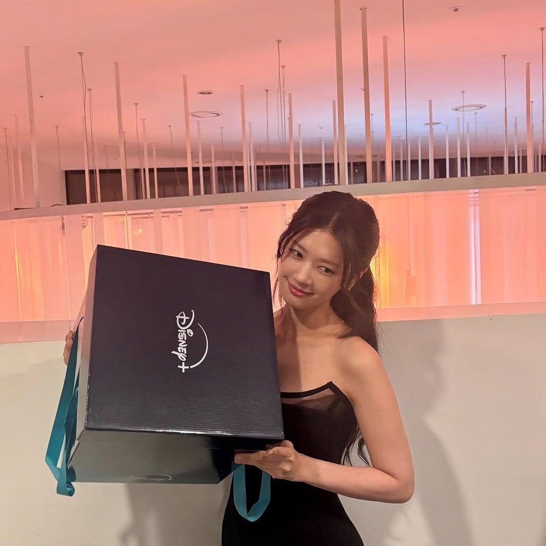 Behind-the-scenes cut of Jung Somin
