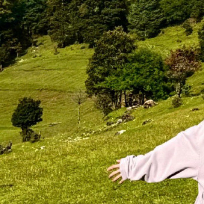 Latest photo of Bai Jingting